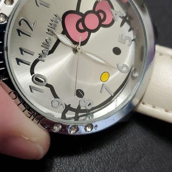 Cream and silver tone Hello Kitty watch - Picture 5 of 12